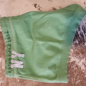 Abercrombie & Fitch Women's NY Athletic Short Shorts. Size: L